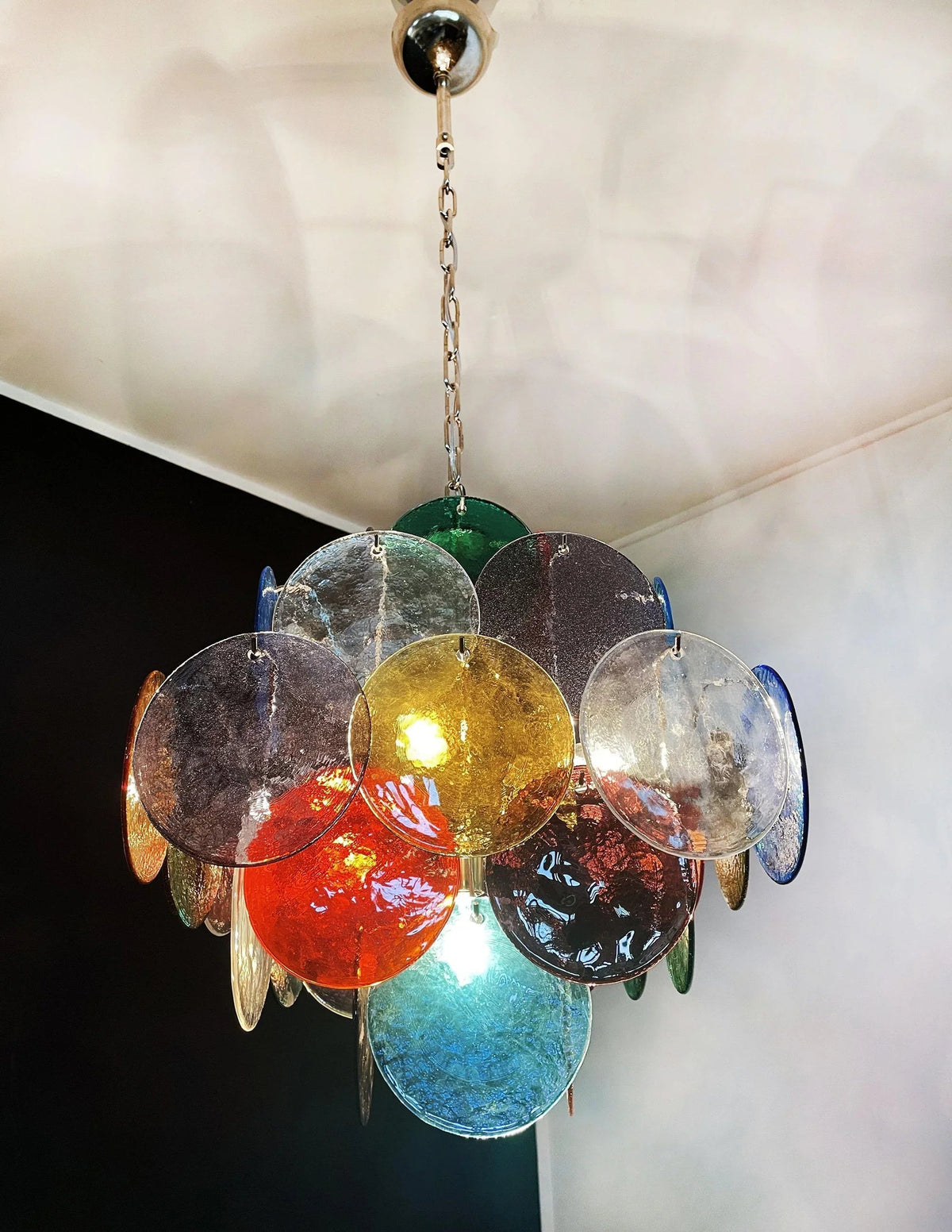 Round Colored Glass Chandelier – Glass detail 12