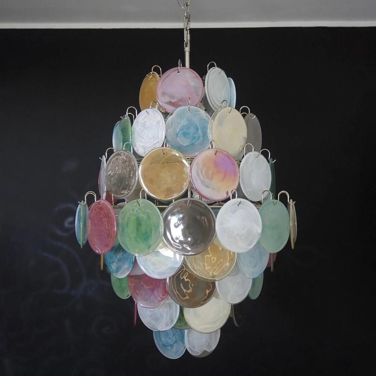 Round Colored Layered Glass Chandelier – Glass detail 9
