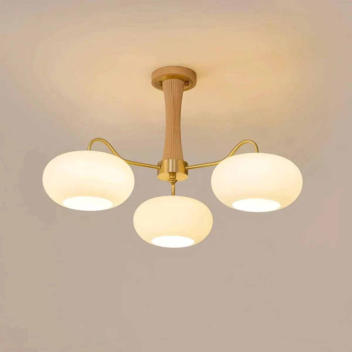 Brass Wooden Persimmon Chandelier – Brass detail 18