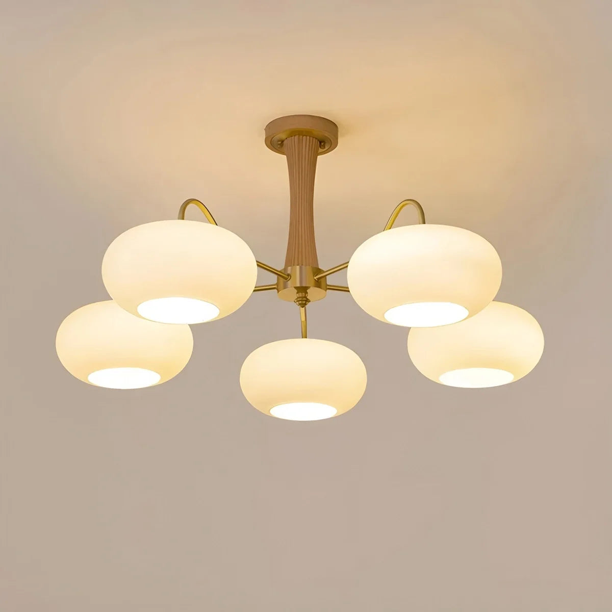 Brass Wooden Persimmon Chandelier – Brass detail 24