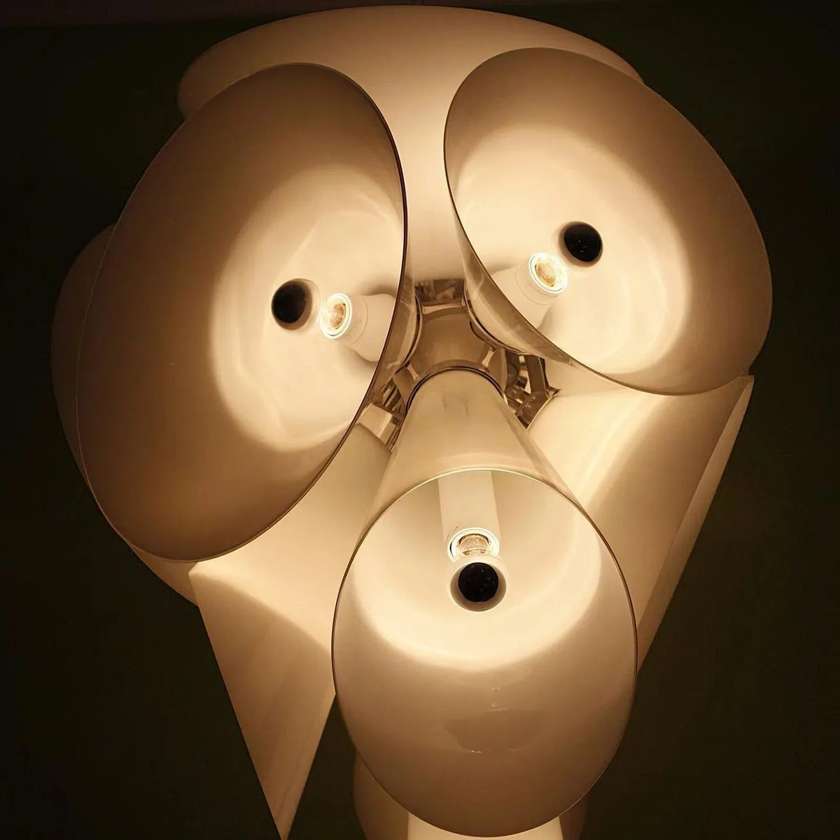 Nebula Glass Pendant Light – Glass detail 20