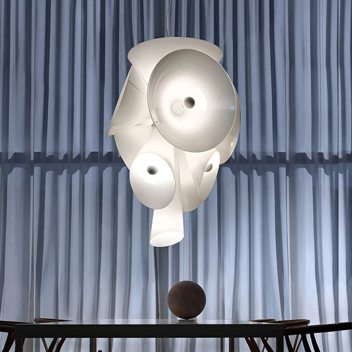 Nebula Glass Pendant Light – Glass detail 3
