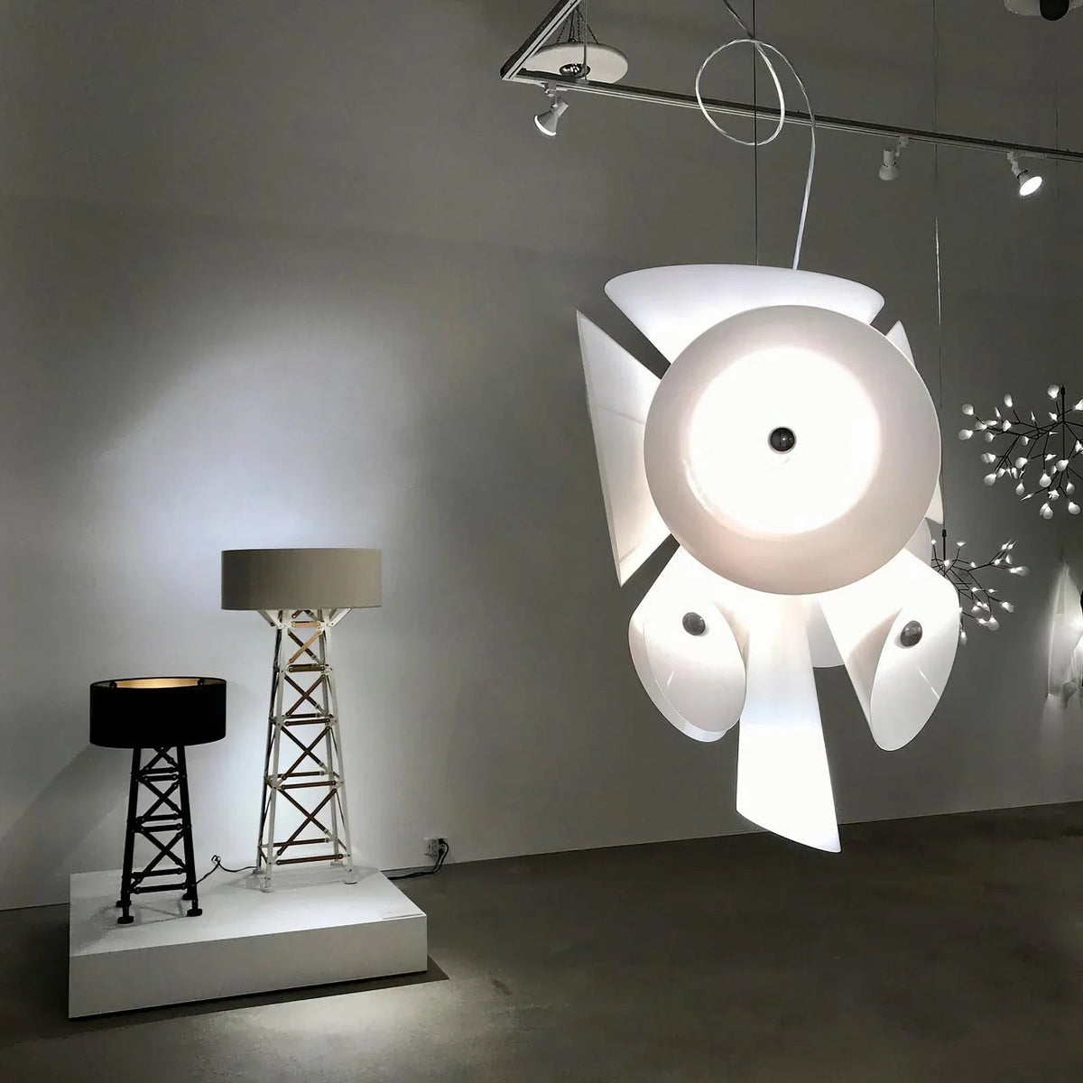 Nebula Glass Pendant Light – Glass detail 7