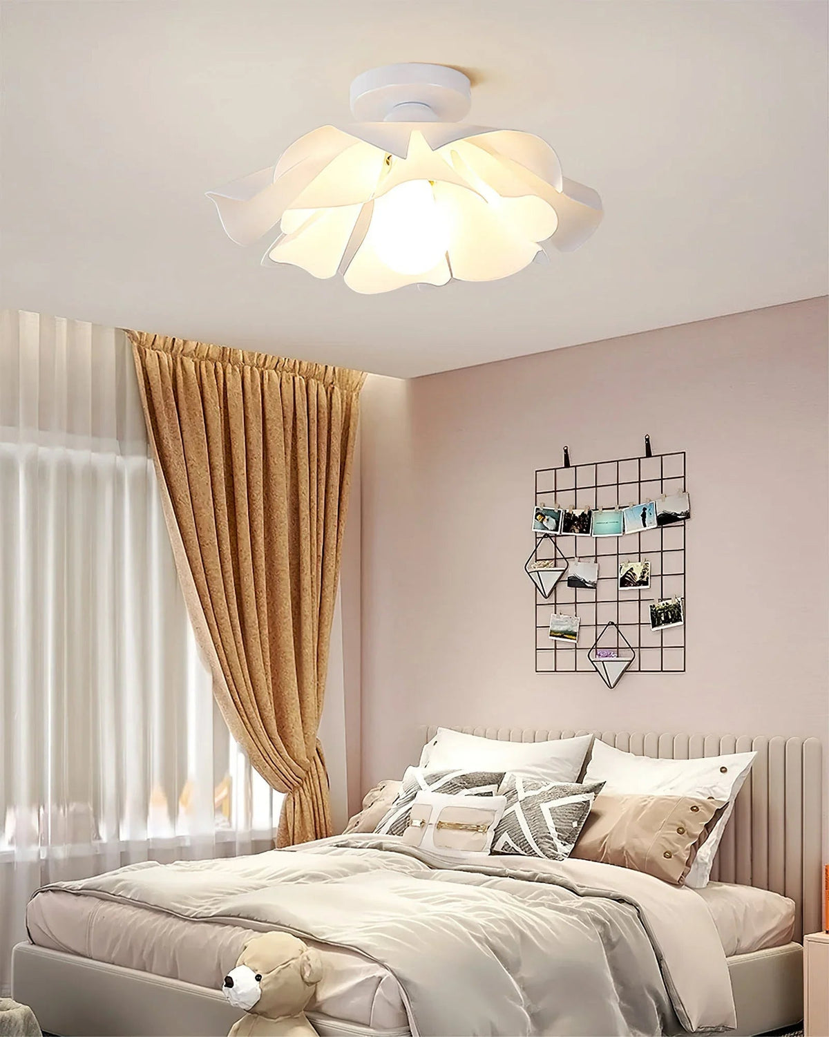 Nightbloom Ceiling Lamp Acrylic – Acrylic detail 12