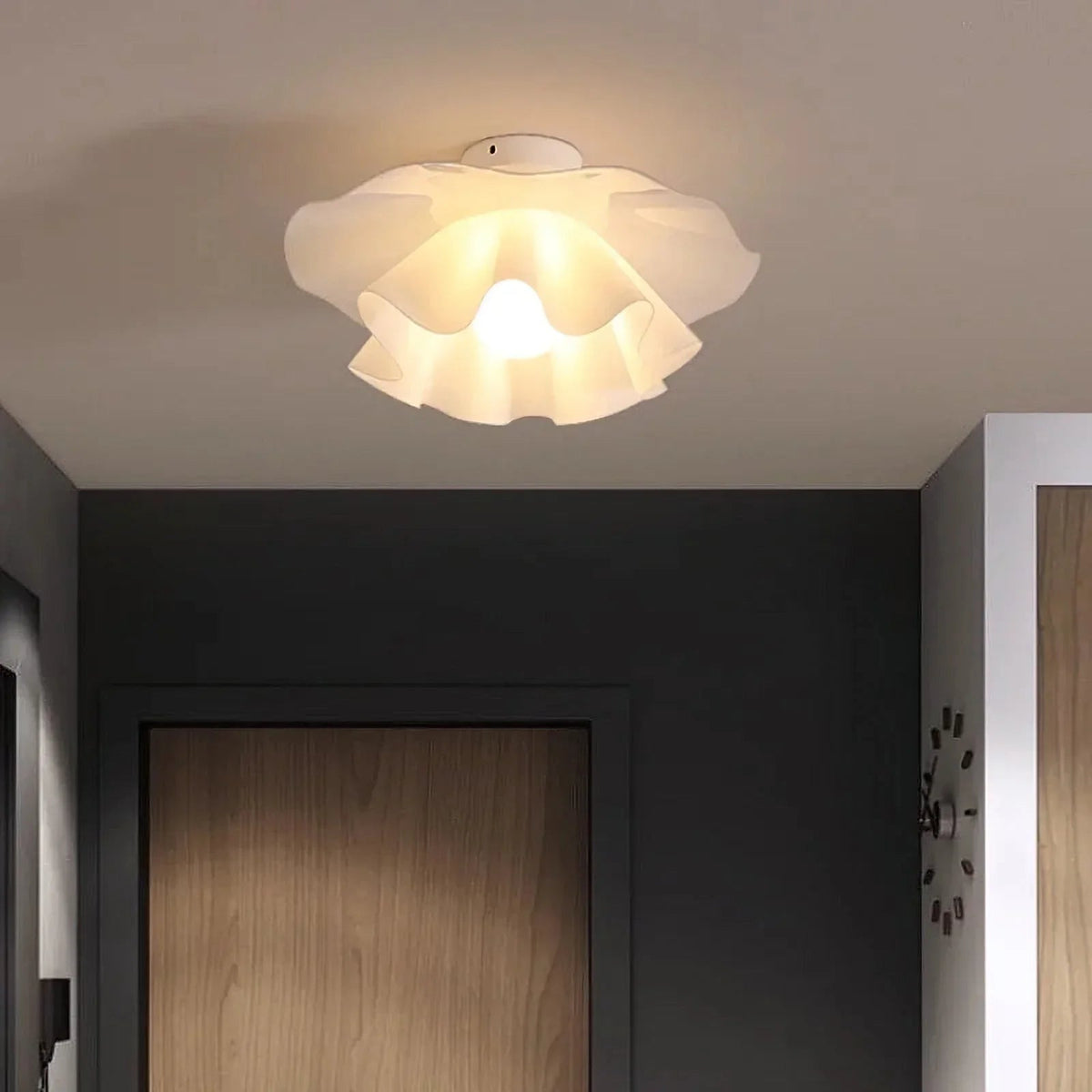 Nightbloom Ceiling Lamp Acrylic – Acrylic detail 3