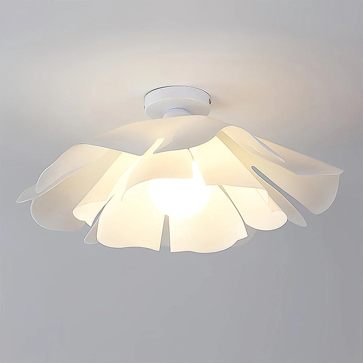 Nightbloom Ceiling Lamp Acrylic – Acrylic detail 17