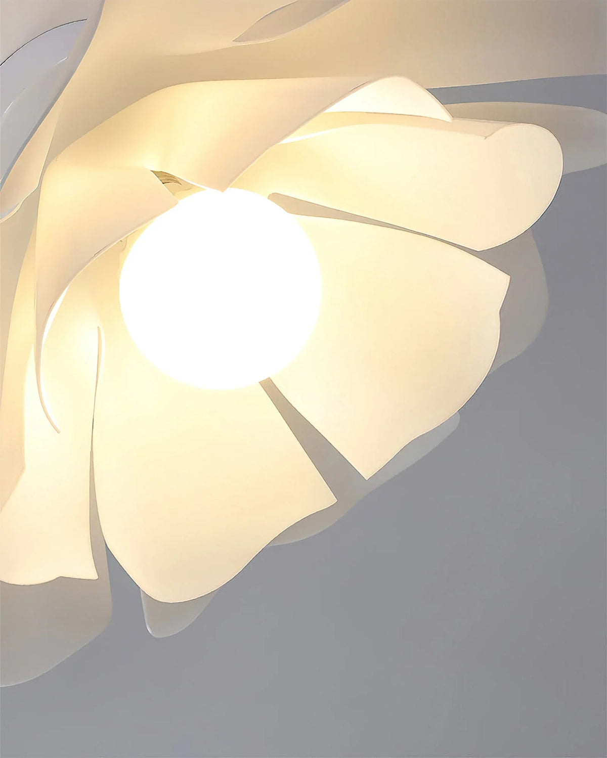 Nightbloom Ceiling Lamp Acrylic – Acrylic detail 18