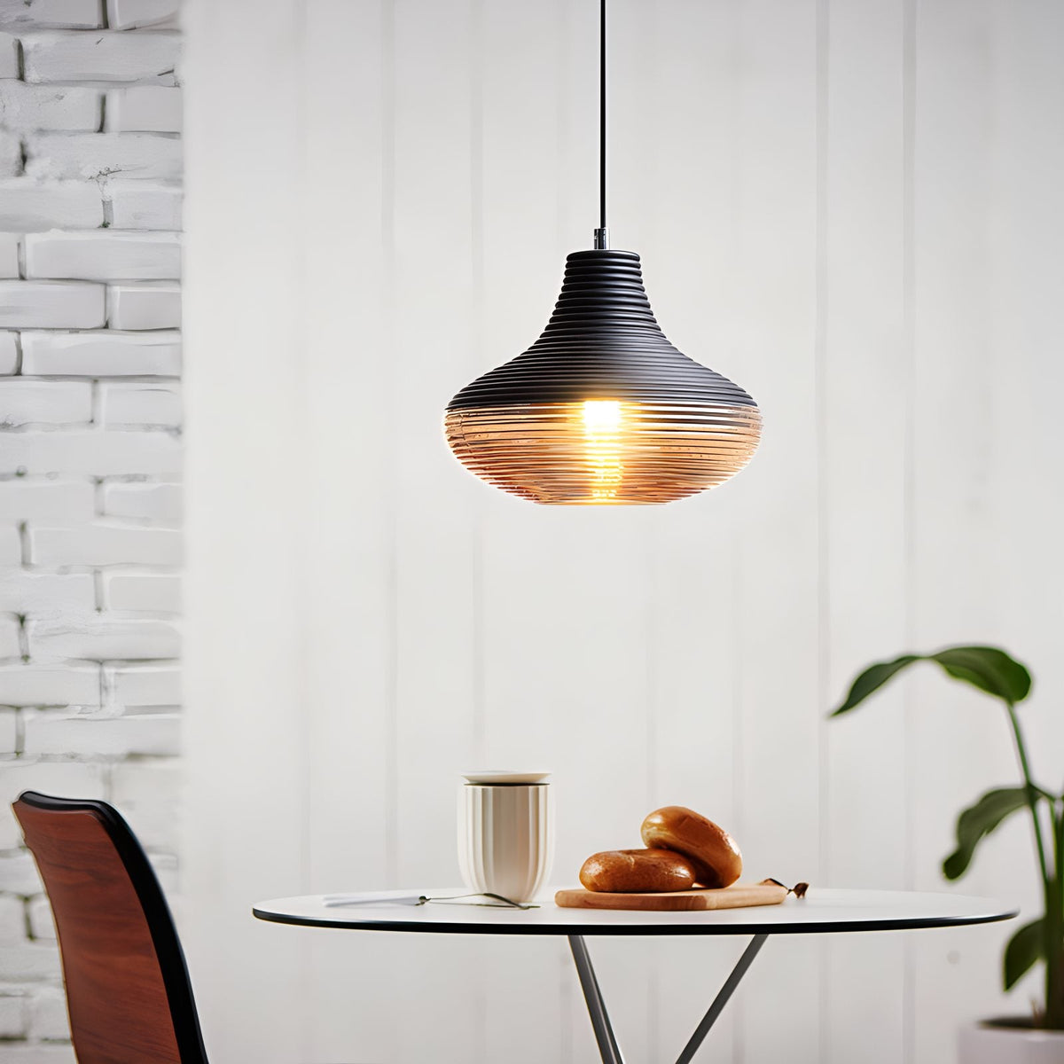 Industrial Style Glass Pendant Light for Kitchen – Glass detail 12