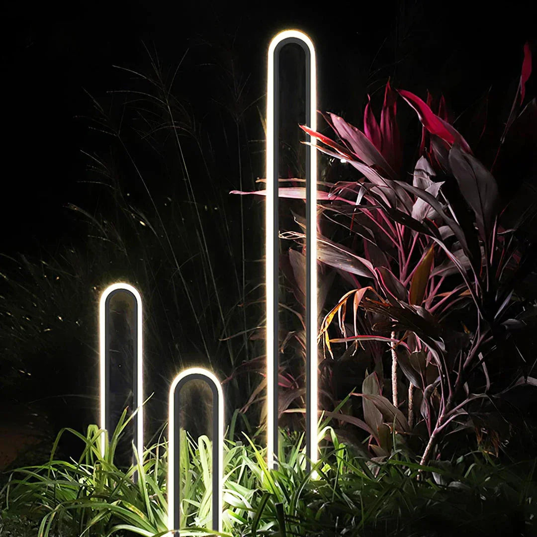 Oval Camden Garden Outdoor Acrylic Light – Acrylic detail 3