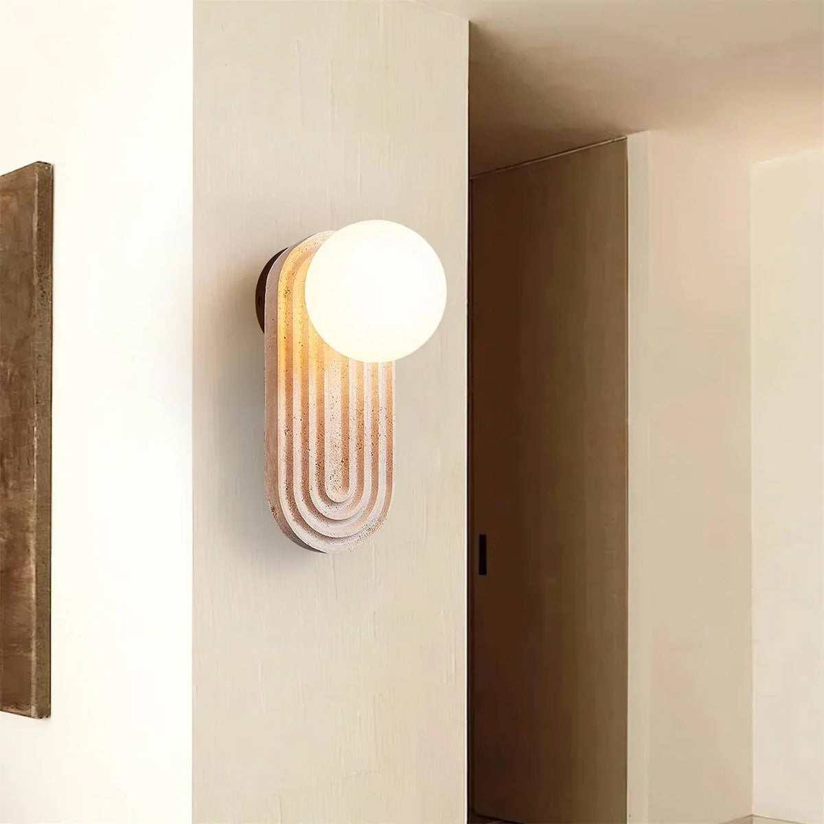 Oval Travertine Trent Wall Lamp – Travertine detail 3