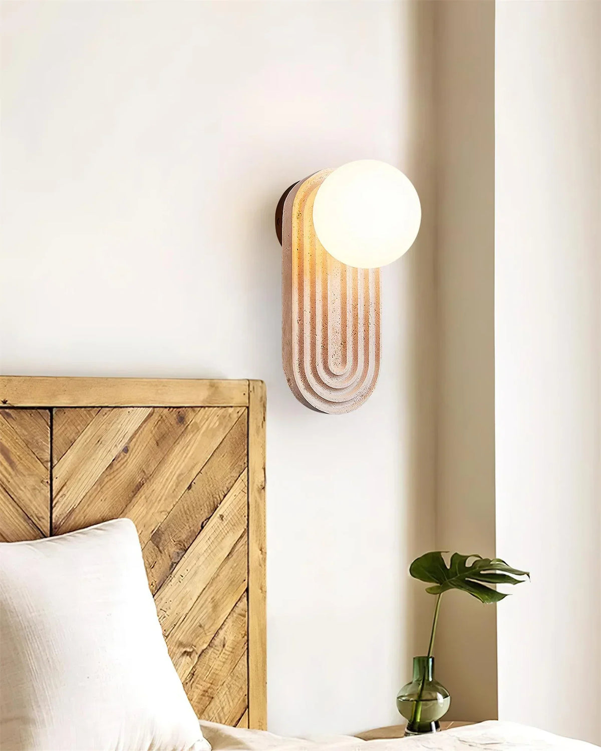 Oval Travertine Trent Wall Lamp – Travertine detail 7