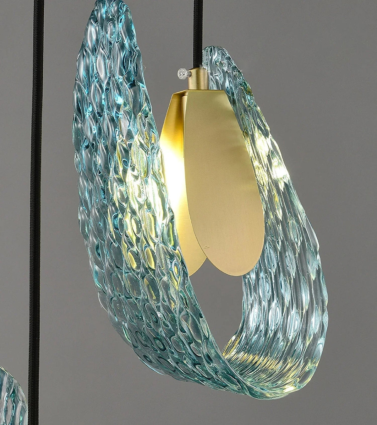 Petal Blue Glass Pendant Light – Glass detail 10