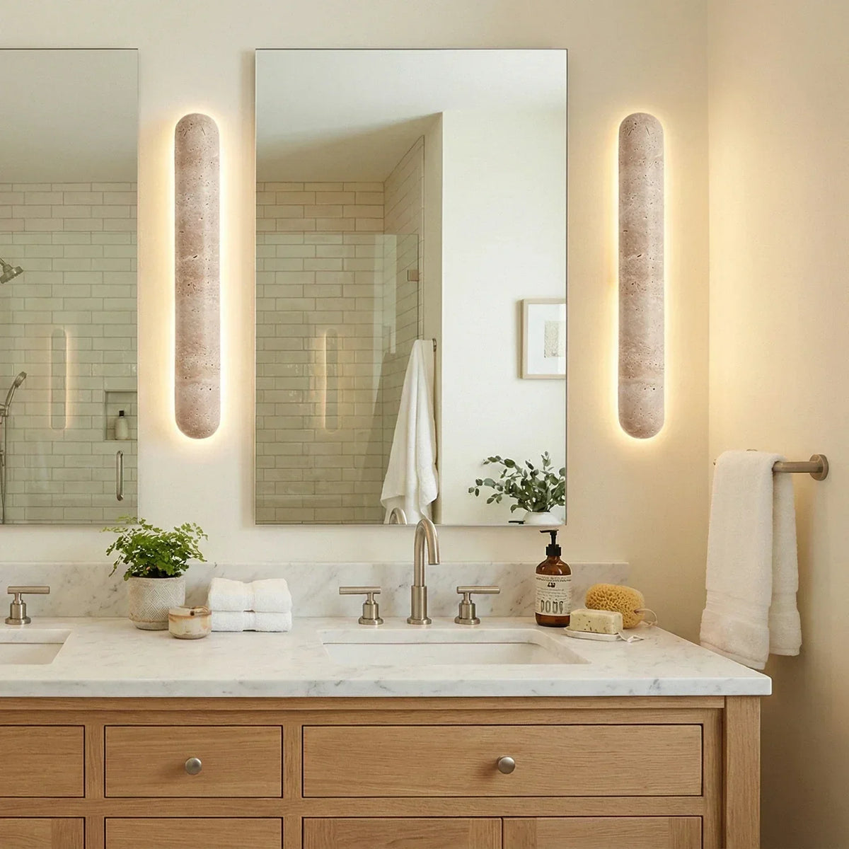 Pills Travertine Liora Wall Sconce – Travertine detail 3