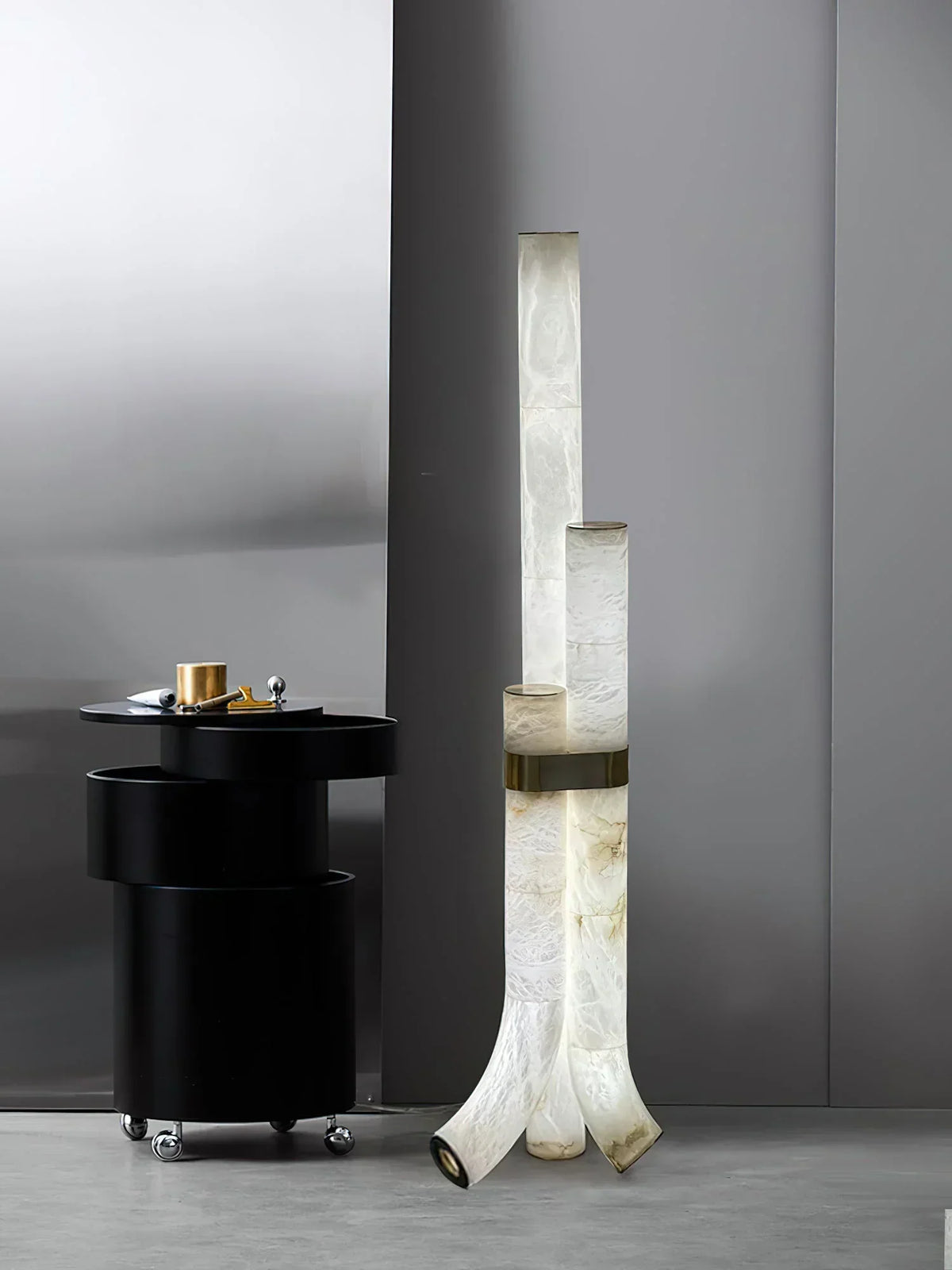 Piped Alabaster Floor Lamp – Alabaster detail 8