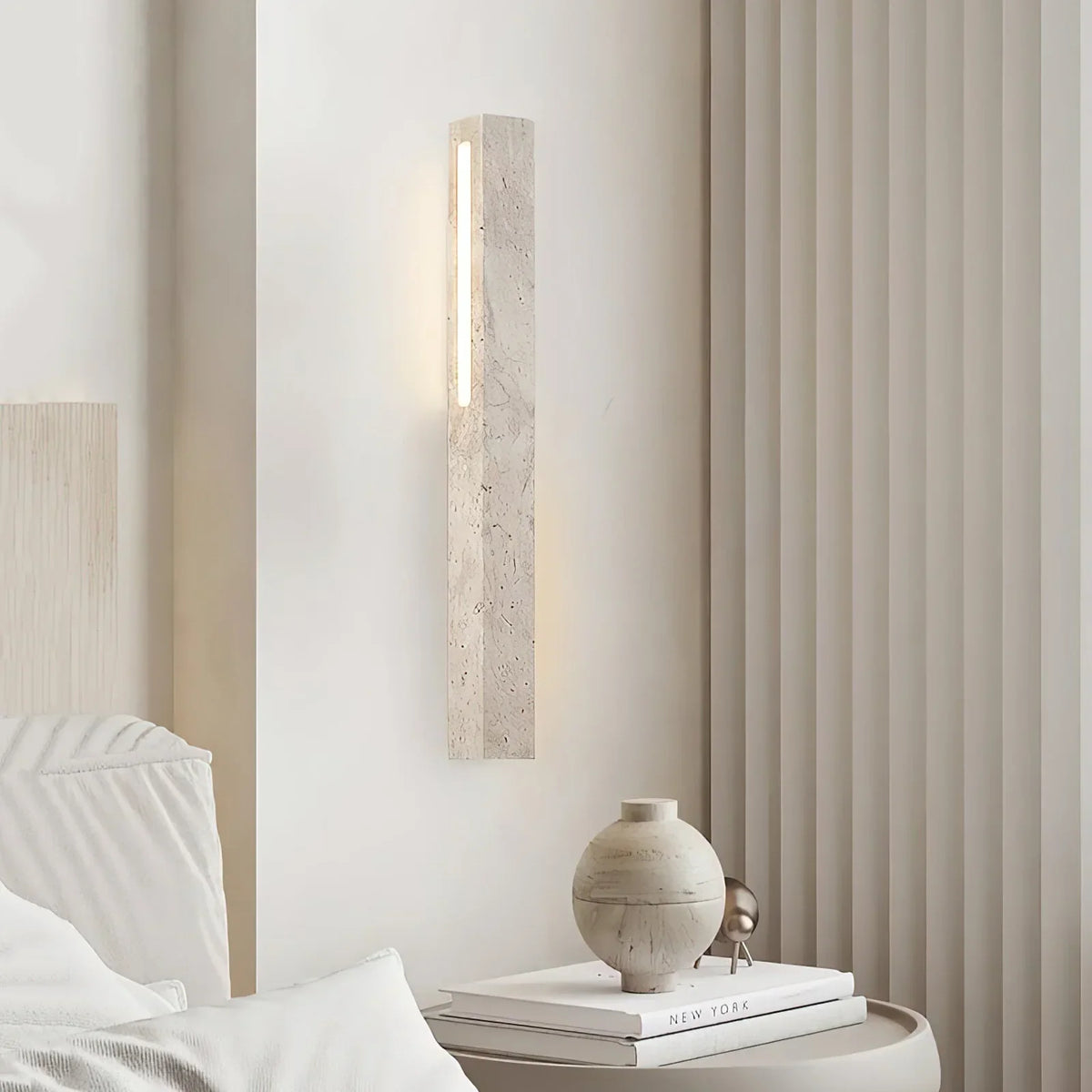 Rectangle Fini Travertine Wall Lamp – Travertine detail 2