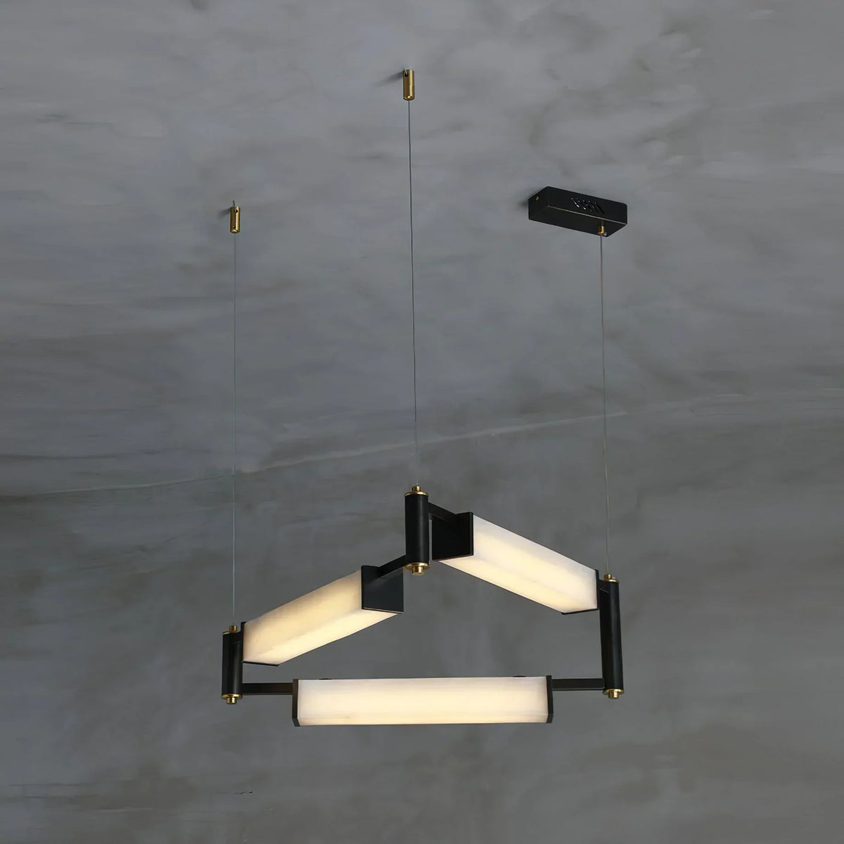 Resident Alabaster Modern Black Chandelier – Alabaster detail 14