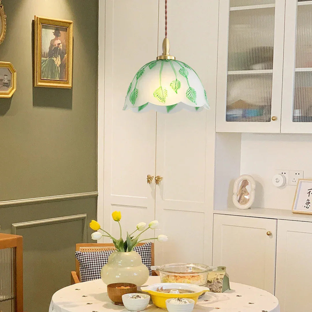 Retro Round Leaf Glass Pendant Lamp – Glass detail 3