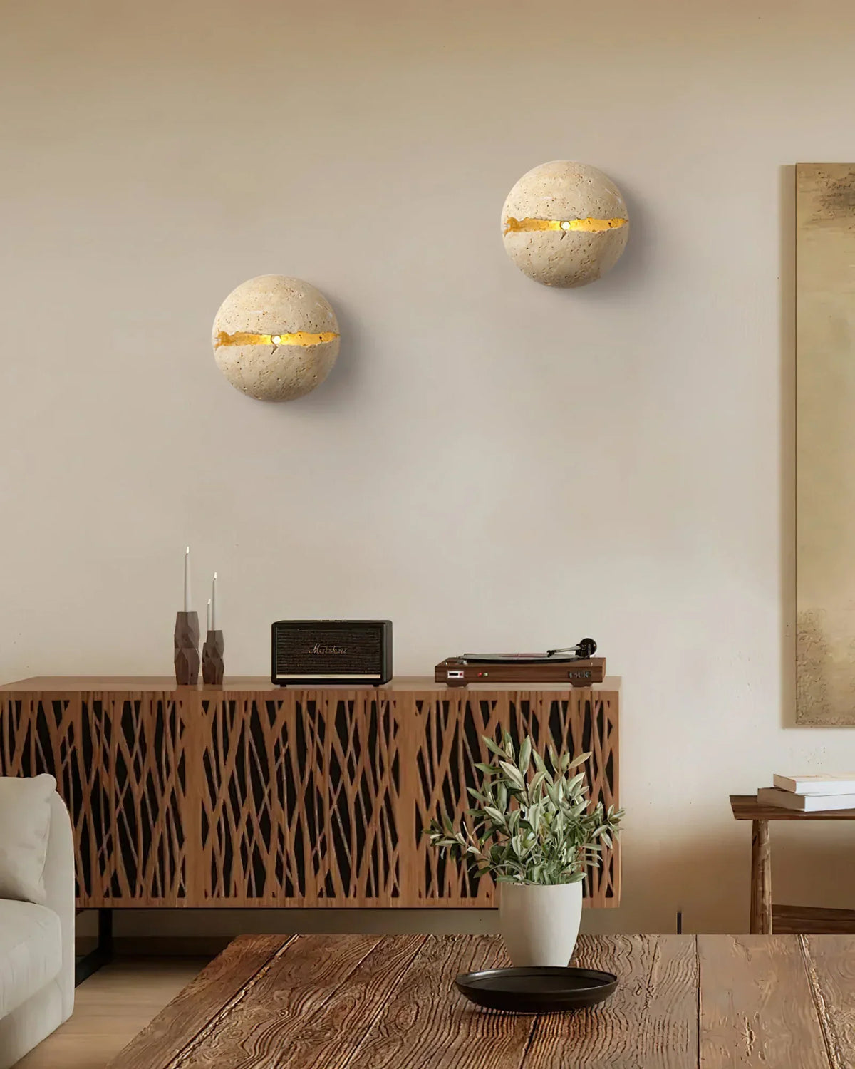 Round Crackle Travertine Wall Lamp – Travertine detail 6