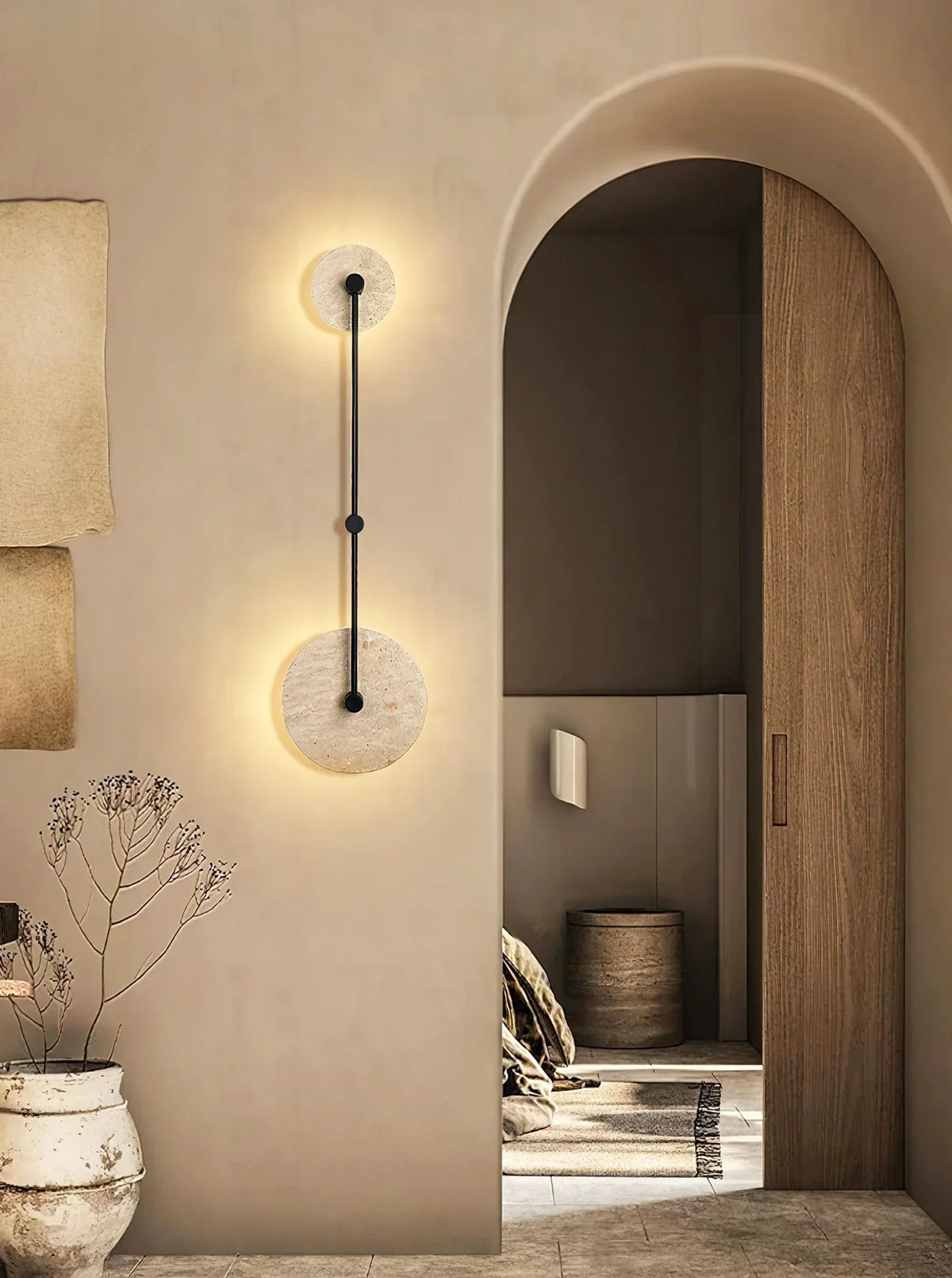 Round Mito Travertine Wall Lamp – Travertine detail 5
