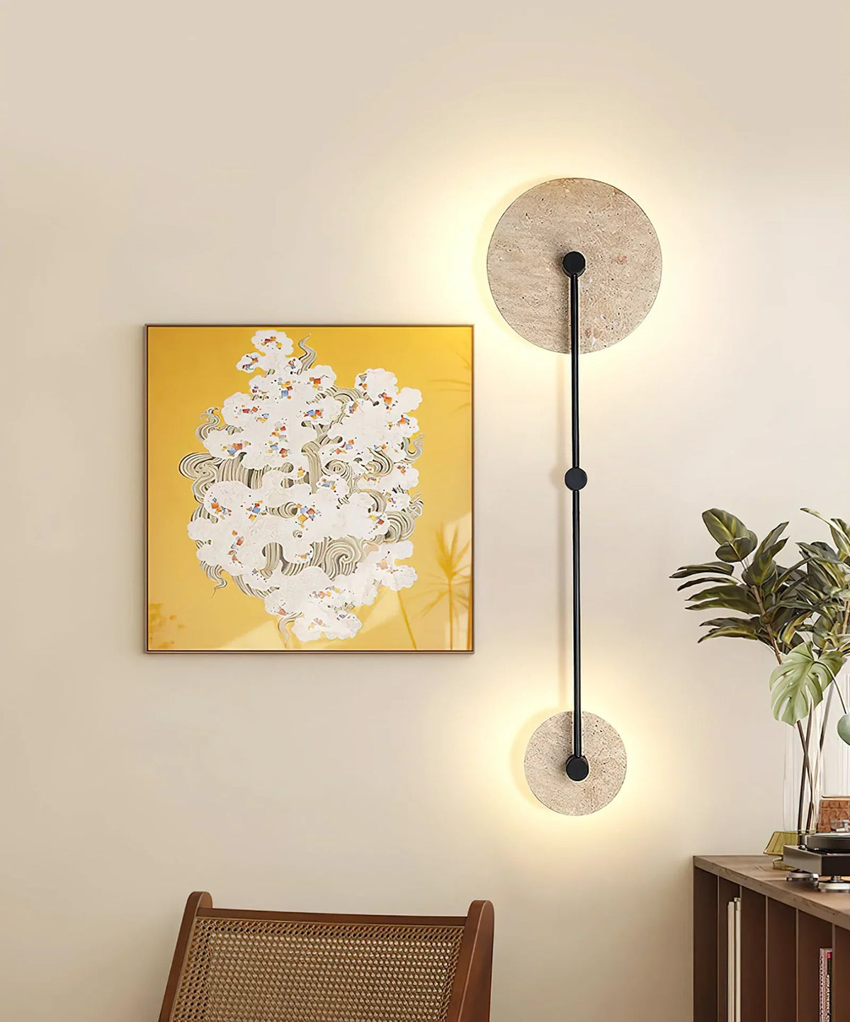 Round Mito Travertine Wall Lamp – Travertine detail 8