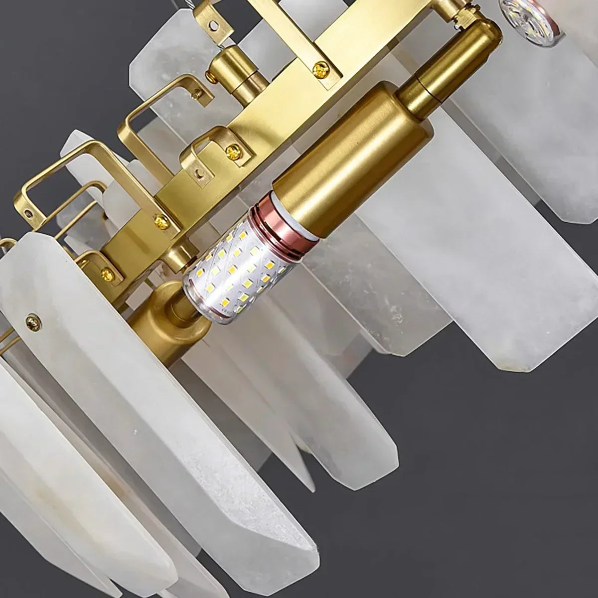 Round Noah Alabaster Chandelier – Alabaster detail 12