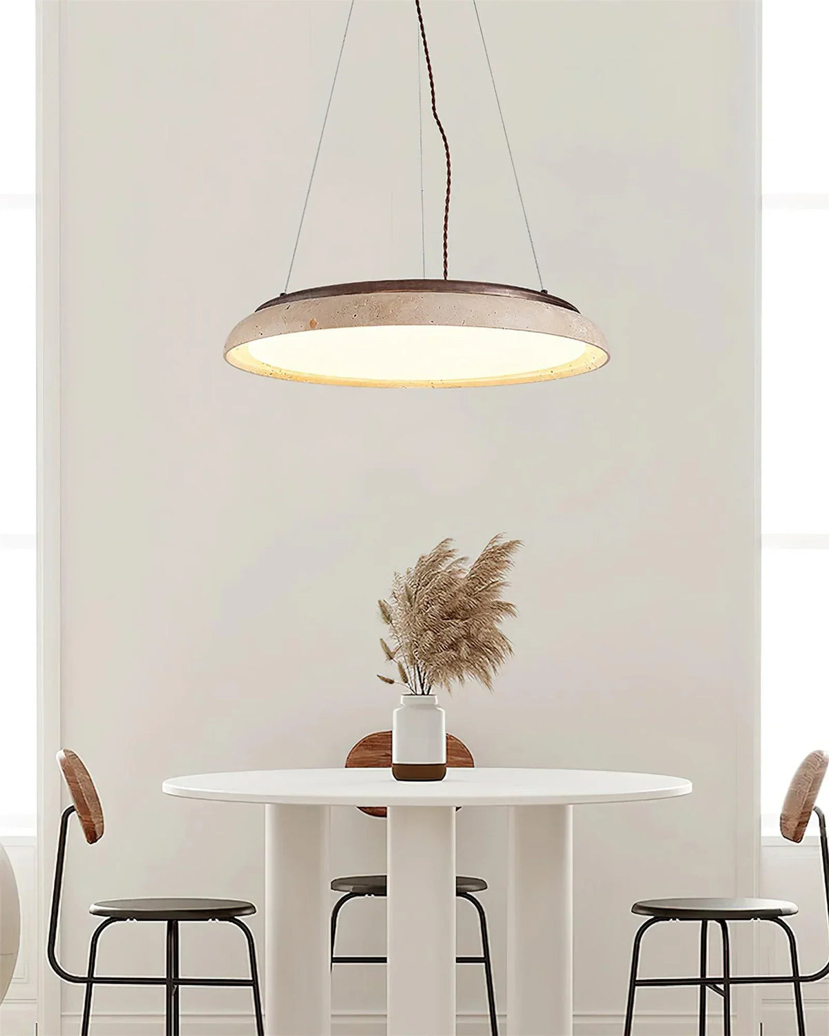 Round Piedra Travertine Pendant Lamp – Travertine detail 5
