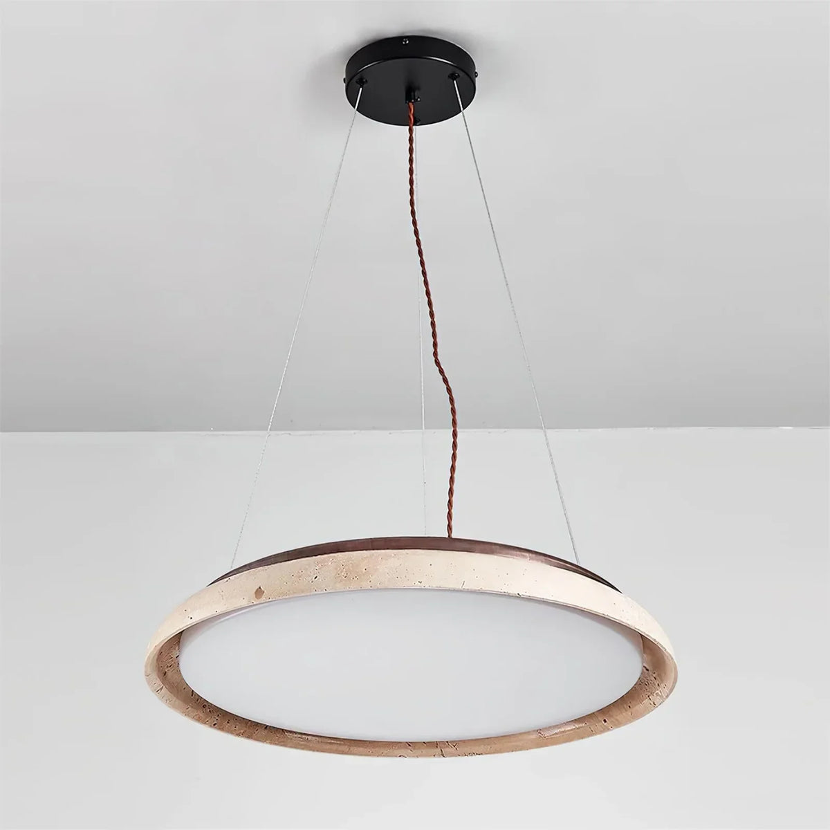 Round Piedra Travertine Pendant Lamp – Travertine detail 12