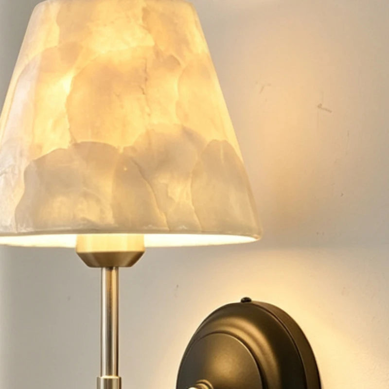 Shell Lampshade Wall Lamp E27 Bulb Gold Metal