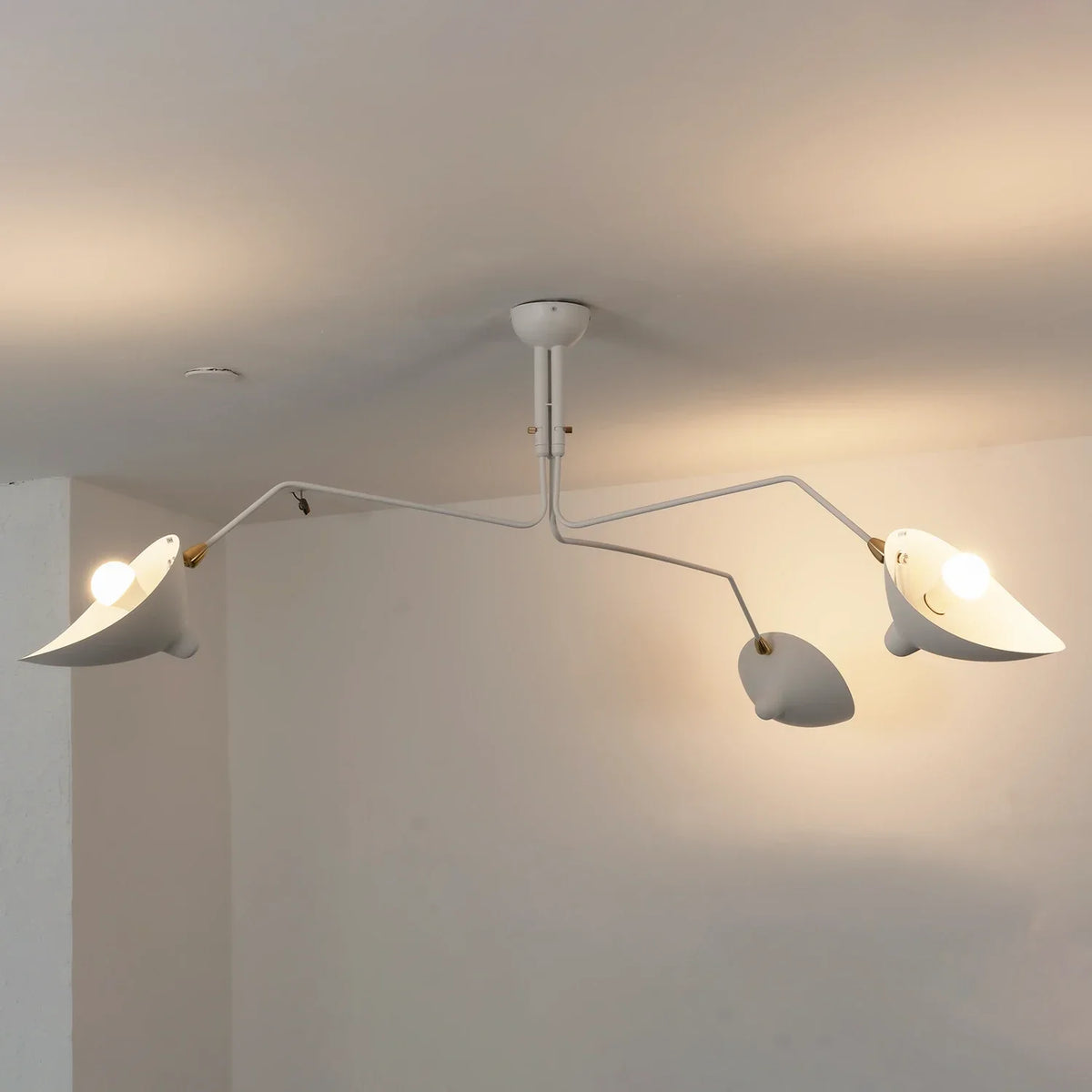 Serge Mouille Brass Ceiling Light A – Brass detail 22