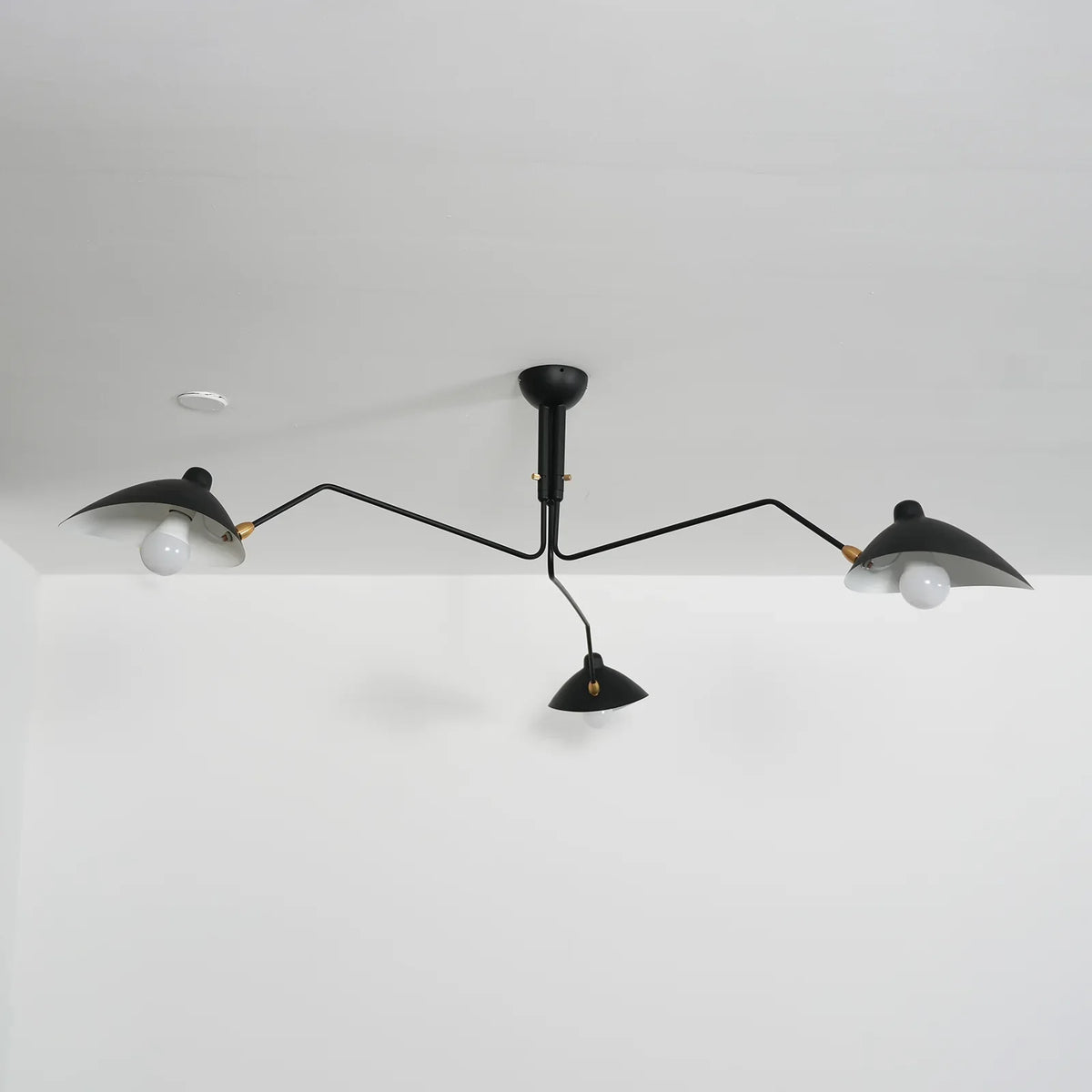 Serge Mouille Brass Ceiling Light A – Brass detail 21