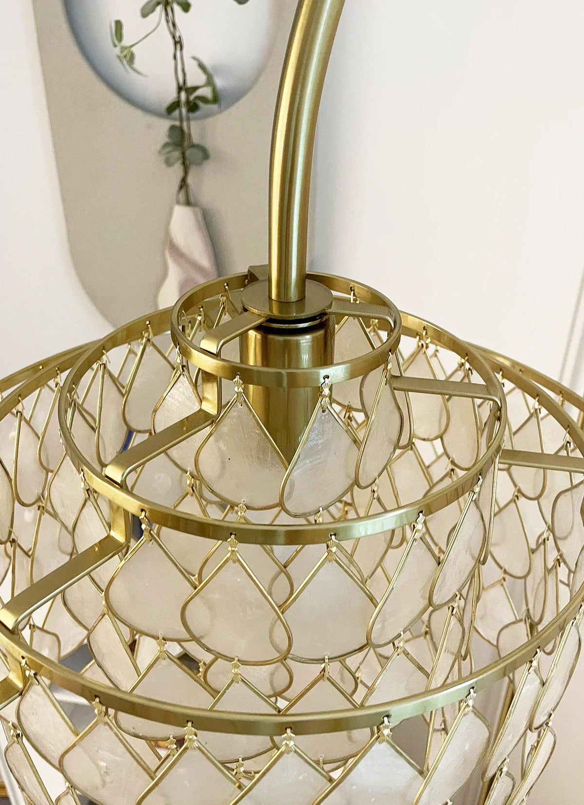 Shell Teardrops Arc Copper Floor Lamp – Copper detail 15