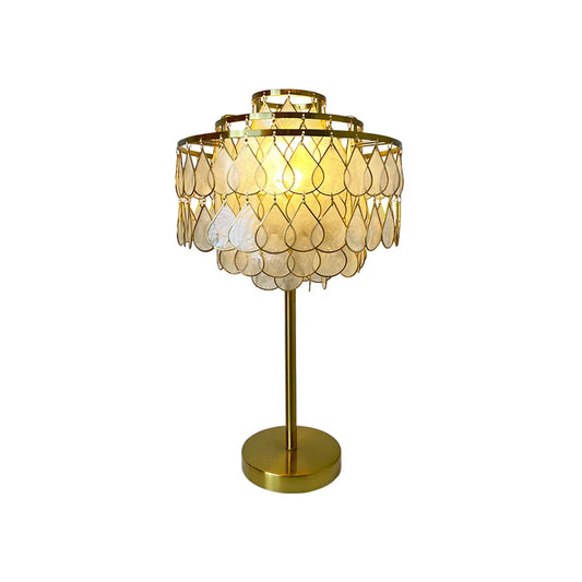 Shell Teardrops Copper Table Lamp
