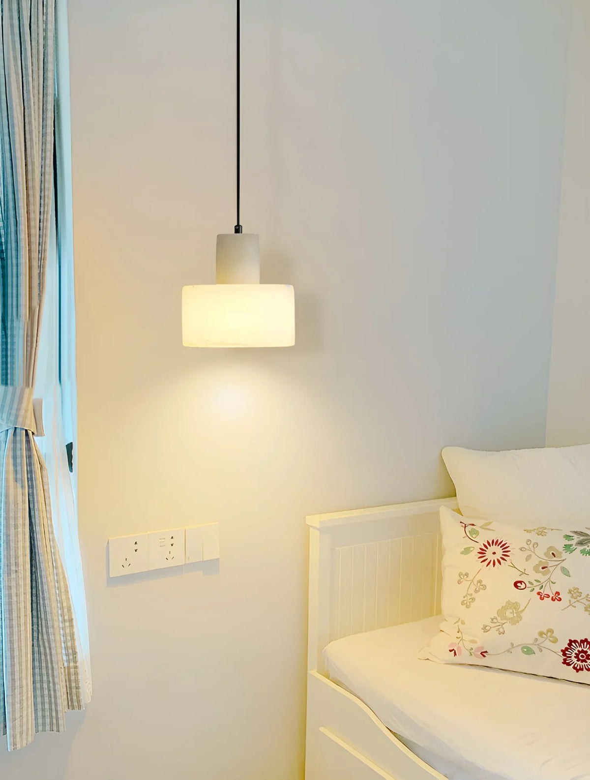 Simple Cyls Alabaster Pendant Lamp – Alabaster detail 11