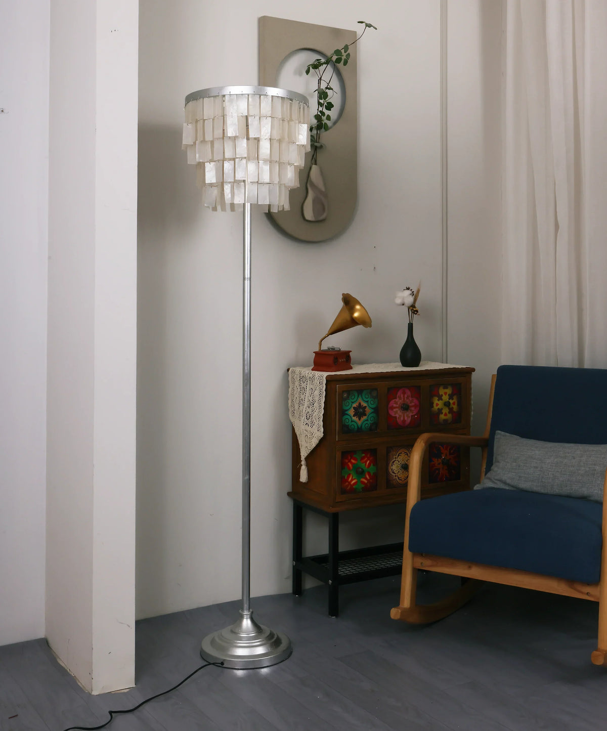 Skye Tiered Iron Floor Lamp – Iron detail 16