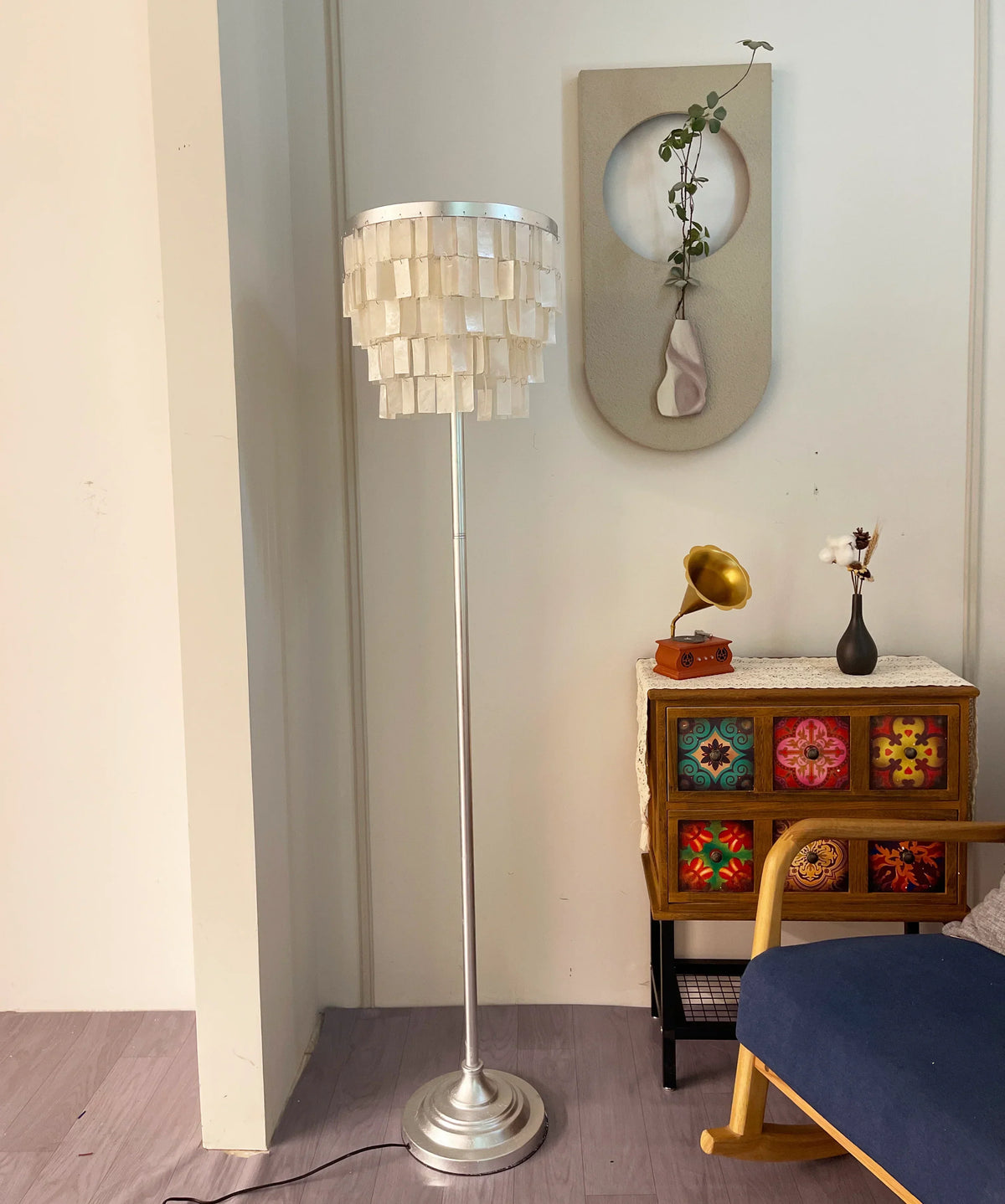 Skye Tiered Iron Floor Lamp – Iron detail 10