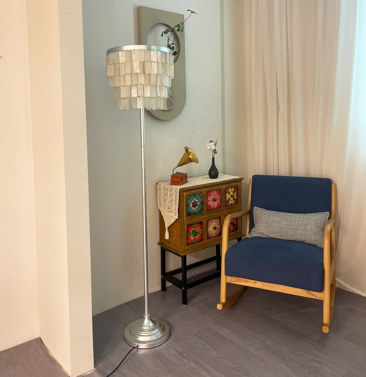 Skye Tiered Iron Floor Lamp – Iron detail 12