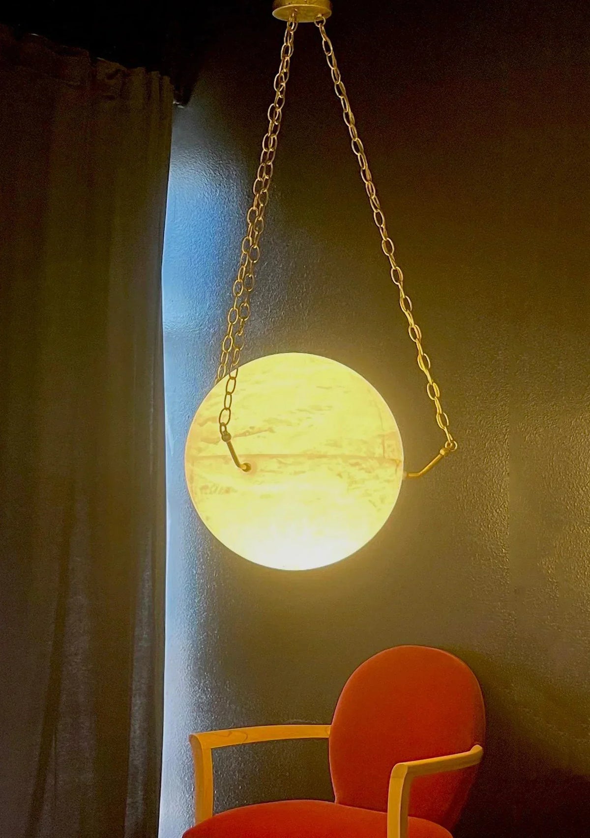 Sphere Atlas Alabaster Pendant Lamp – Alabaster detail 6