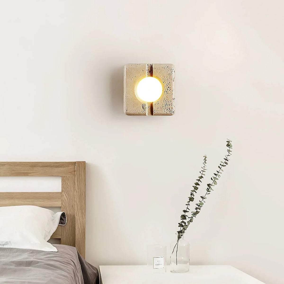 Square Camera Travertine Wall Lamp – Travertine detail 3