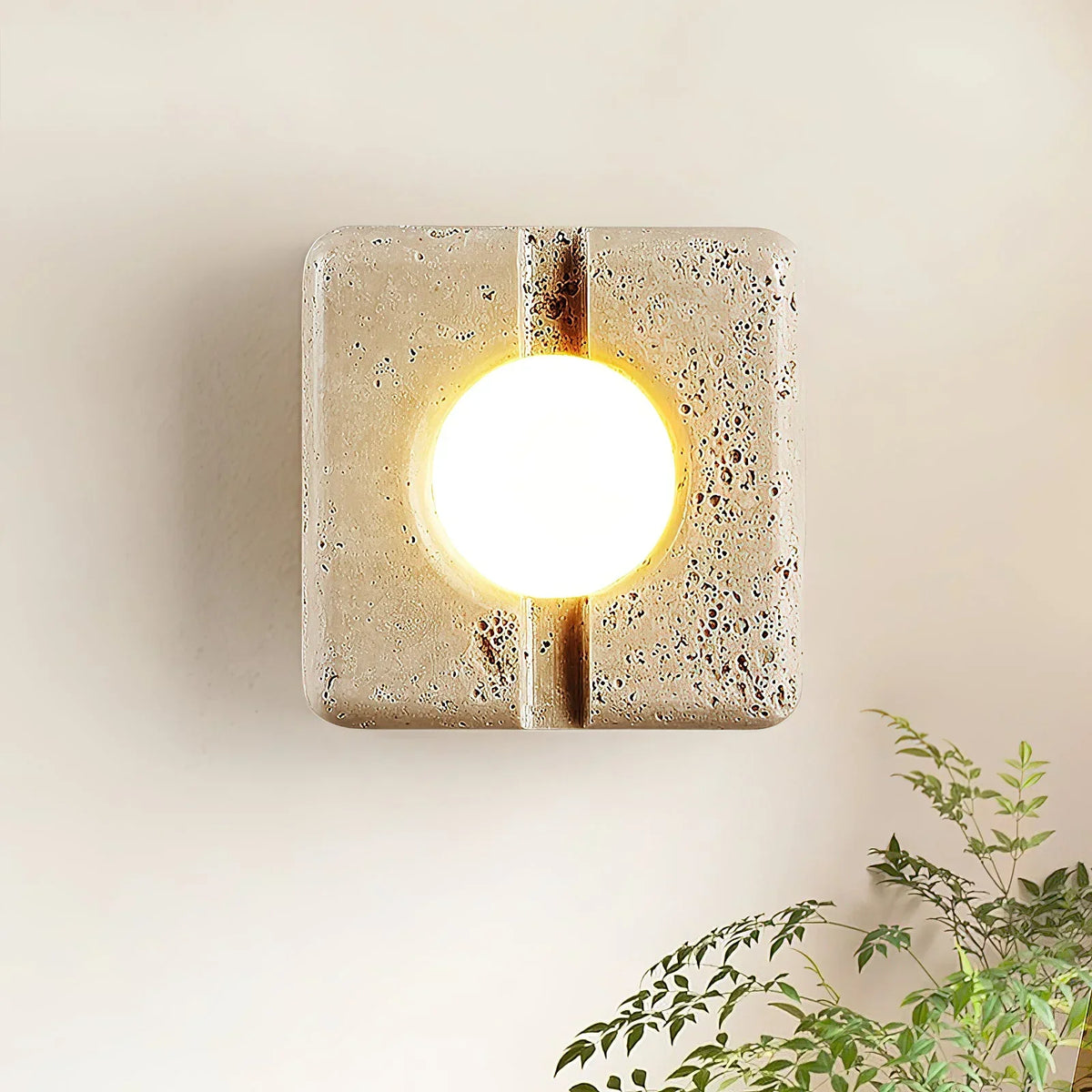 Square Camera Travertine Wall Lamp – Travertine detail 4