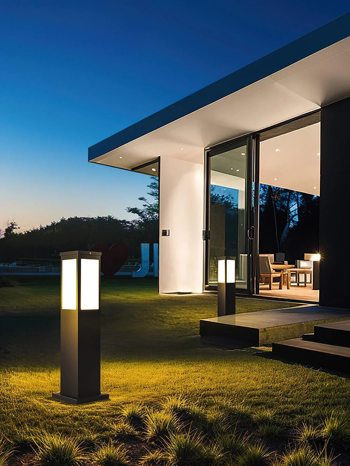 Square Modern Bollard Outdoor Iron Light – Iron detail 10