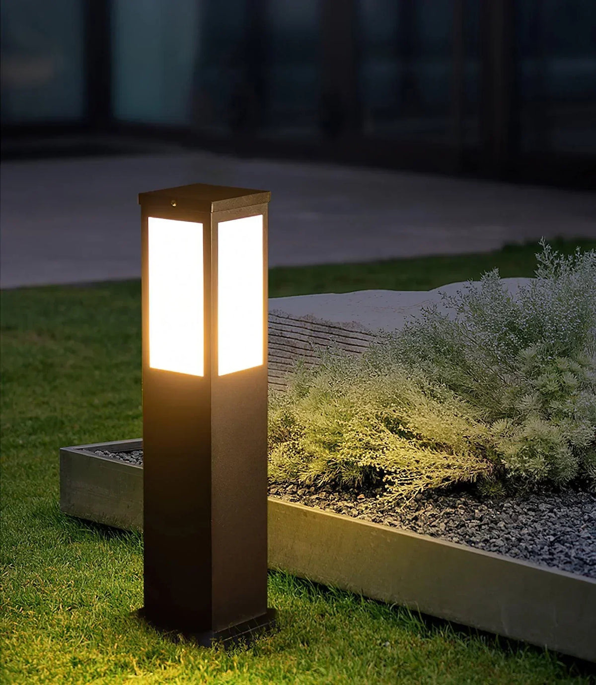 Square Modern Bollard Outdoor Iron Light – Iron detail 9