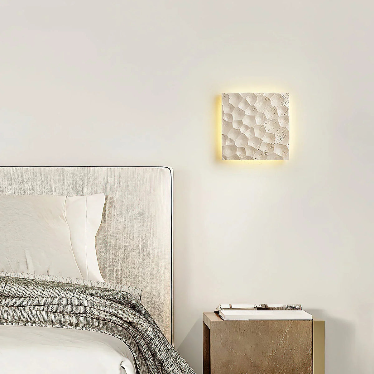 Square Modular Panel Travertine Wall Sconce – Travertine detail 3