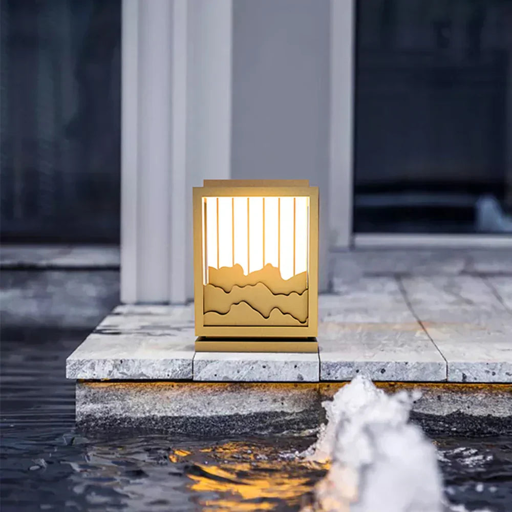 Square Wave Outdoor Garden Acrylic Light – Acrylic detail 2