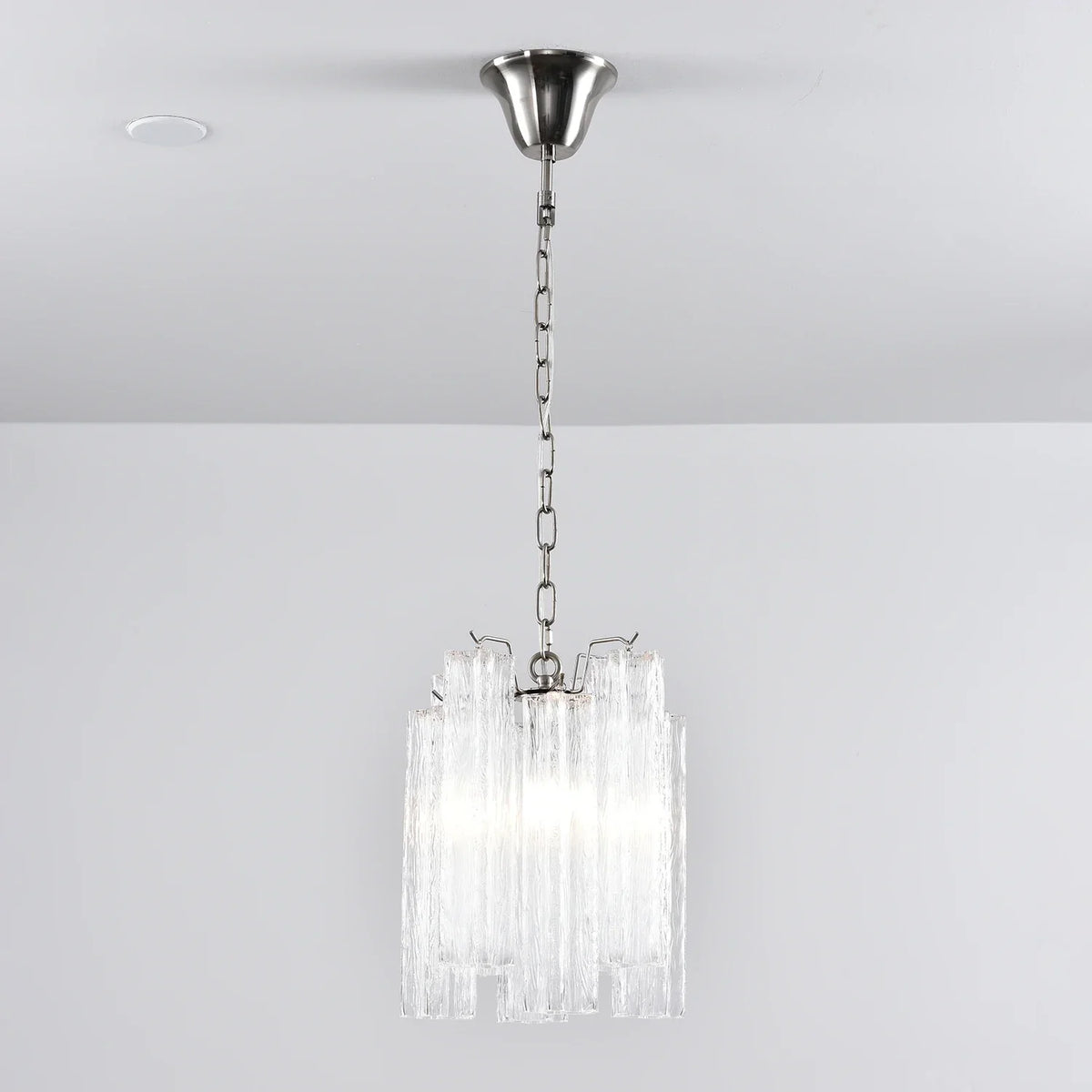 Addis Star-Shaped Glass Tubes Chandelier – Glass detail 60