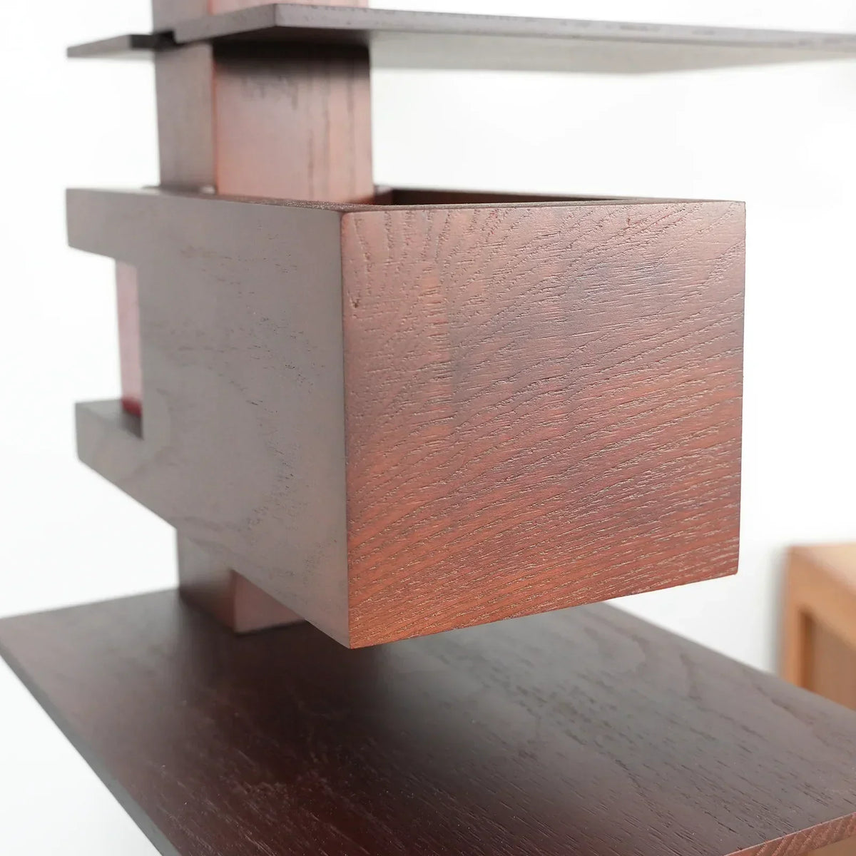 Stacking Wood Floor Lamp – Wood detail 32