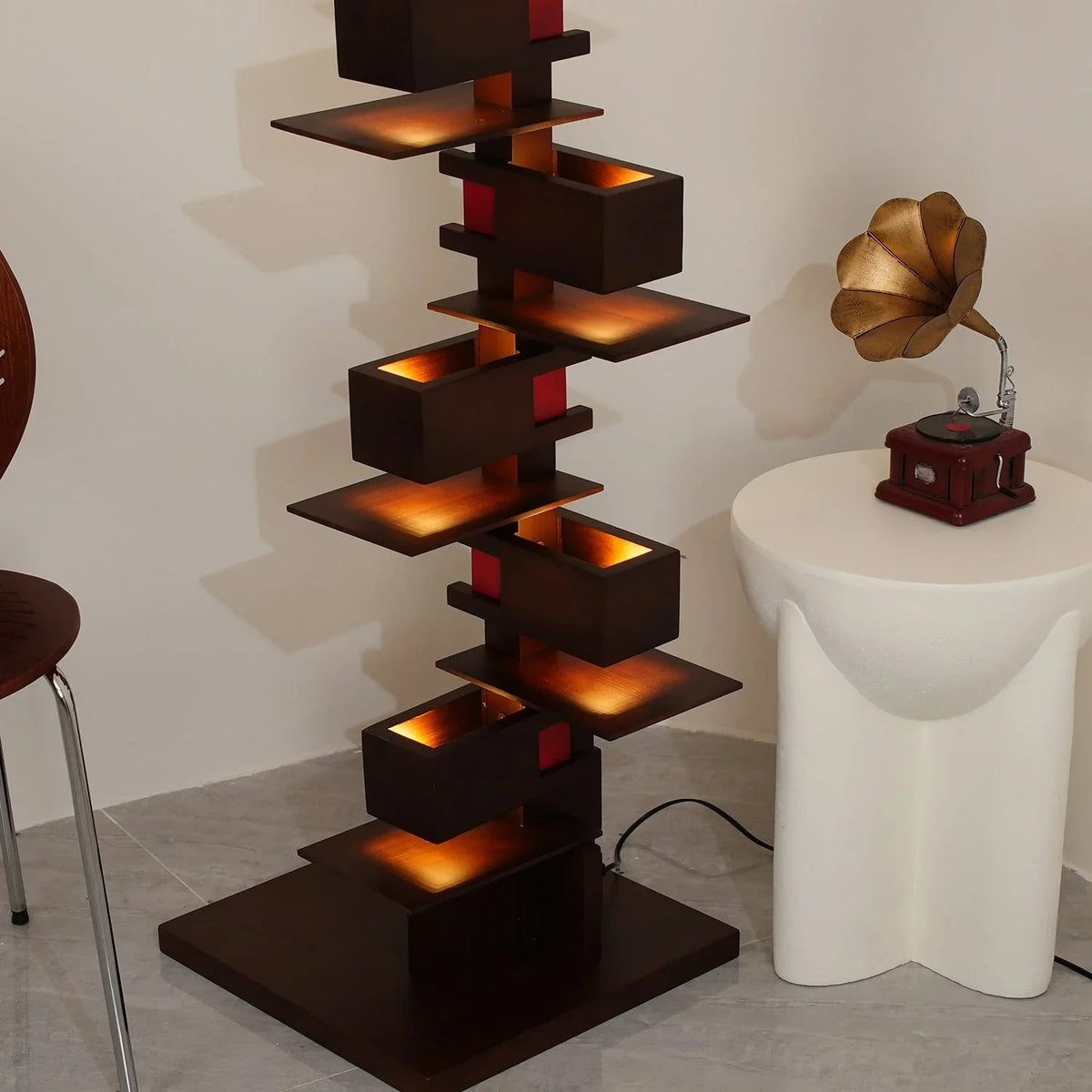 Stacking Wood Floor Lamp – Wood detail 10