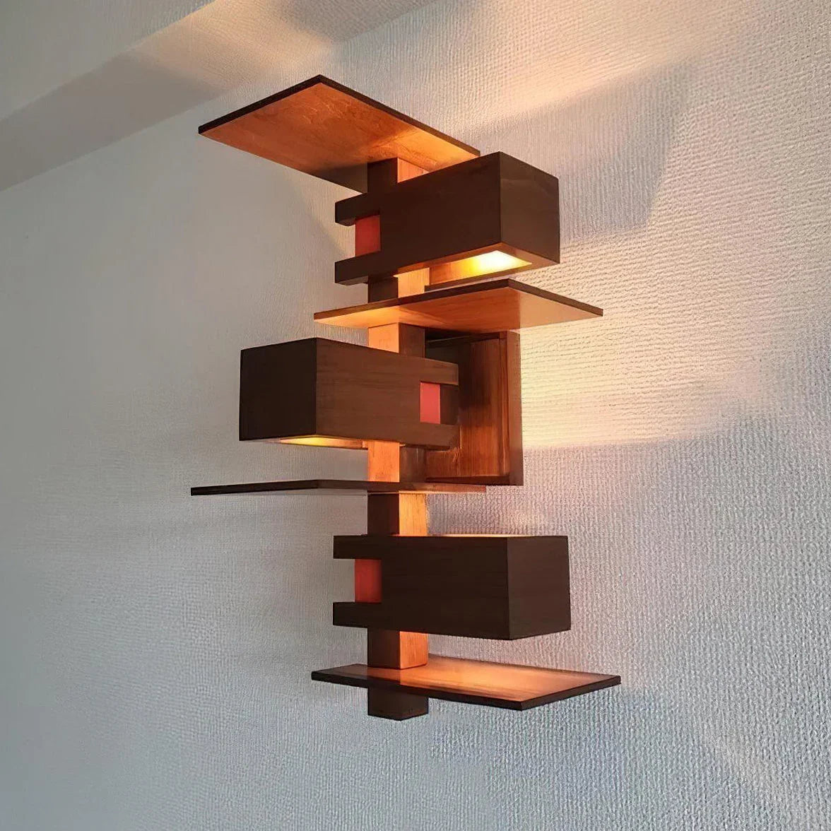 Taliesin Wood Wall Lamp – Wood detail 12