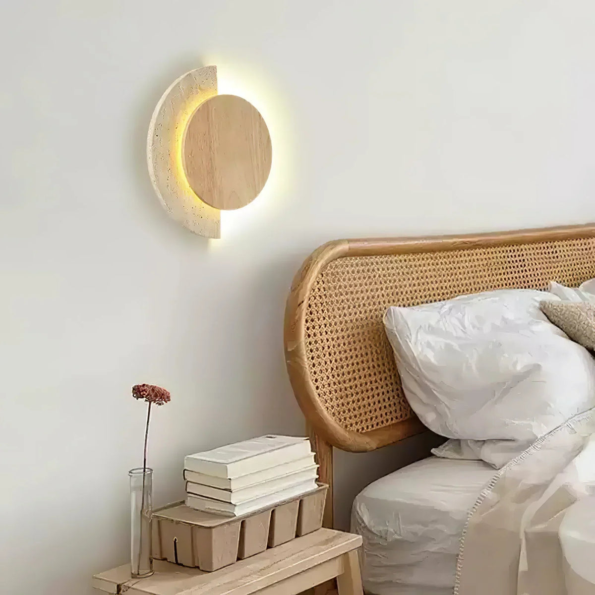 Travertine Crescent Halo Wall Sconce – Travertine detail 6