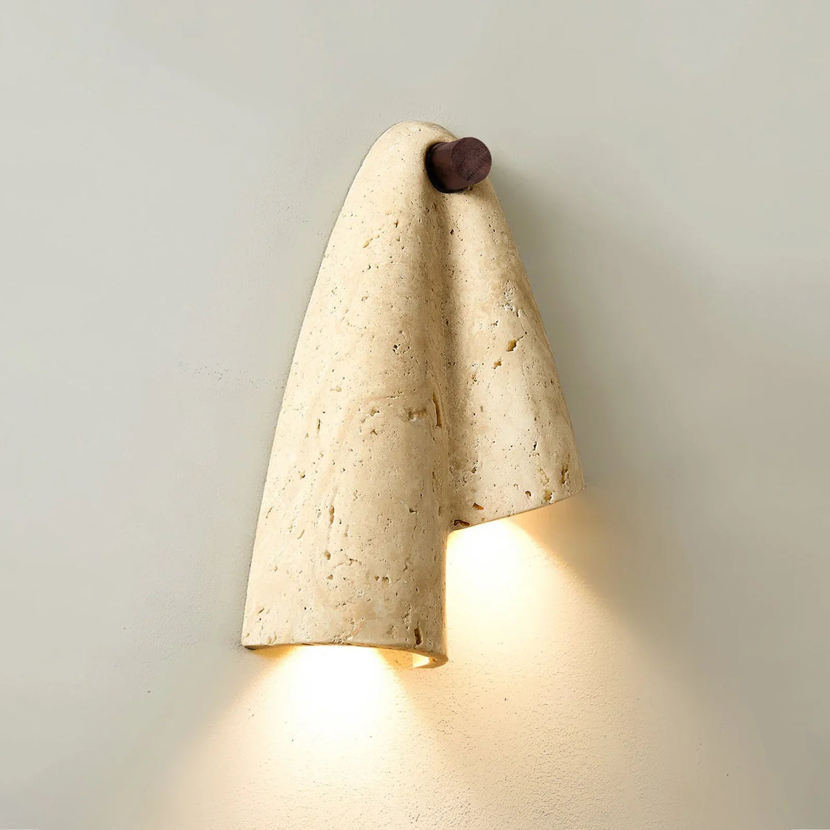 Travertine Pearlmont Wall Lamp – Travertine detail 11