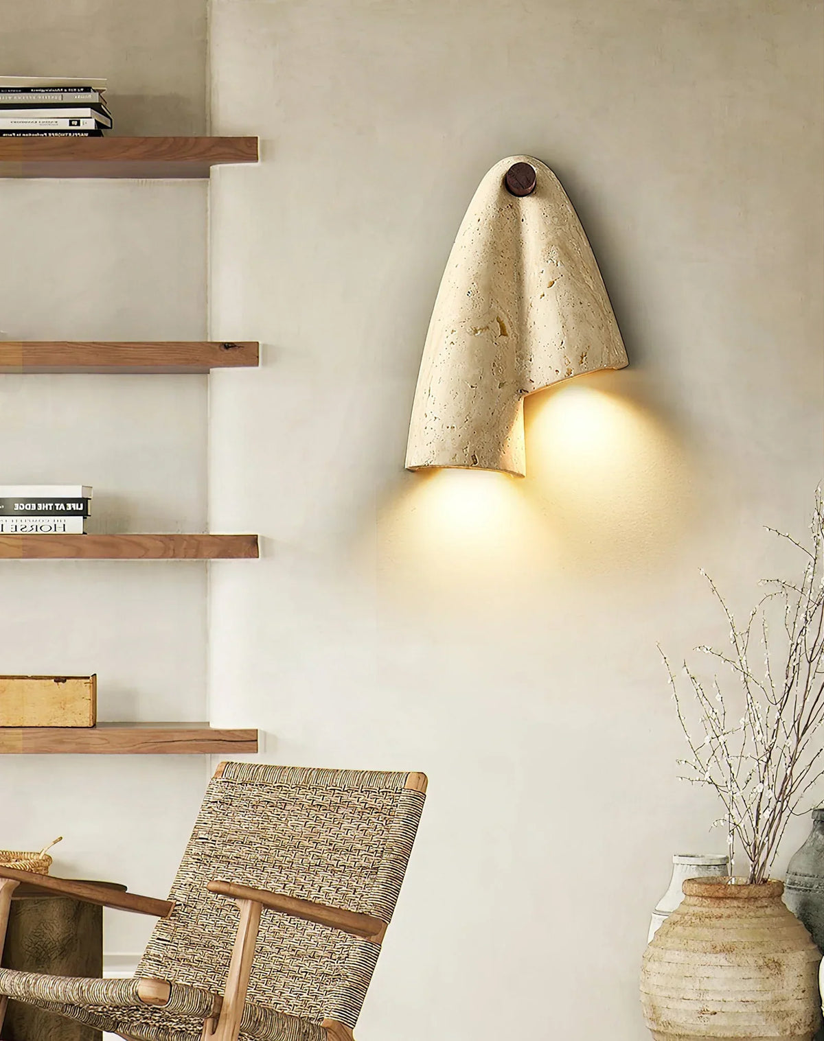Travertine Pearlmont Wall Lamp – Travertine detail 5